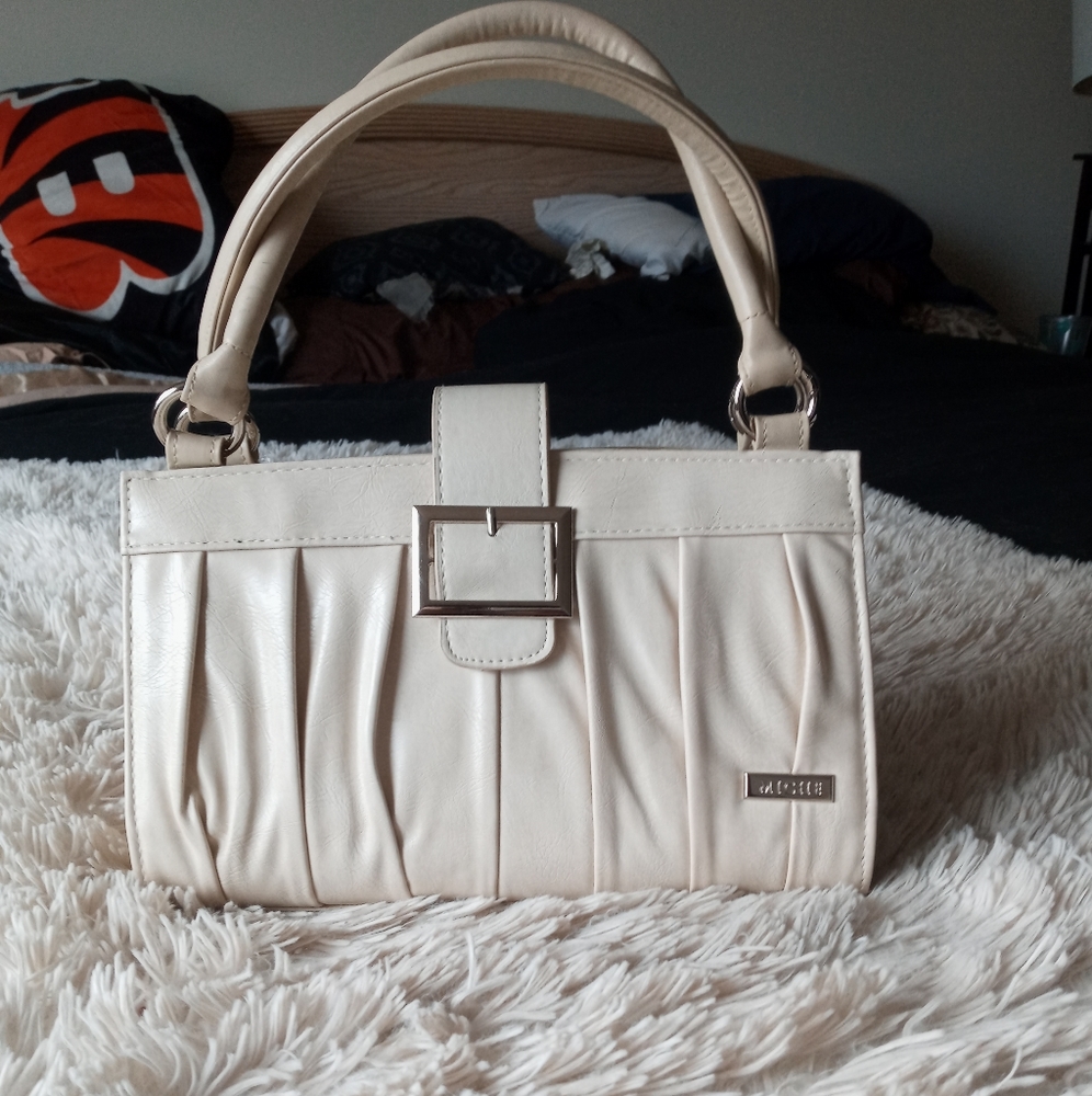 Miche base bag with ruched shell